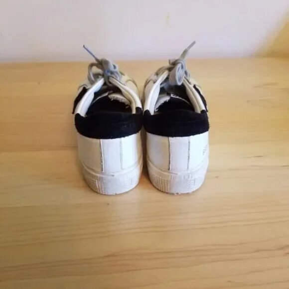 Little girl Golden Goose Sneakers size 31 like new - Picture 7 of 8